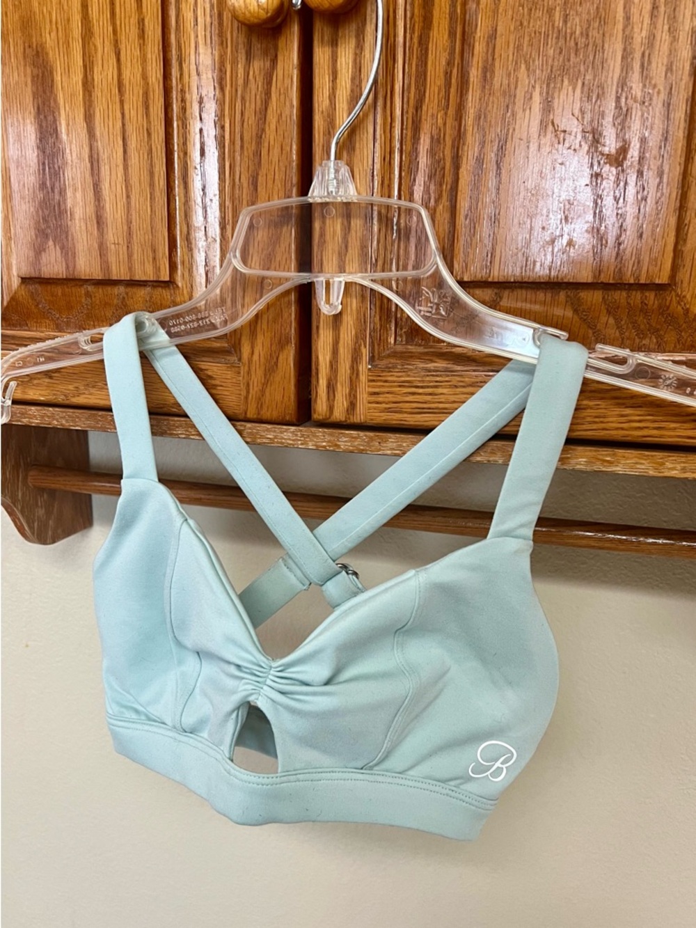 BOMBSHELL SPORTSWEAR SWEETHEART SPORTS BRA
Style: 01010321- EUC! - Picture 10 of 11